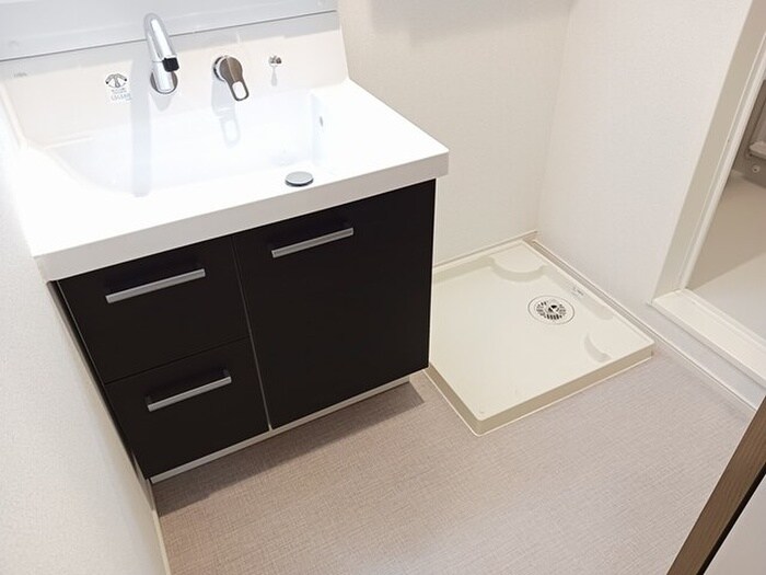 物件内観写真8　(洗面)