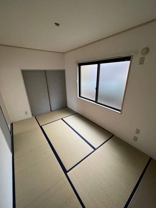 物件内観写真7　(居室)