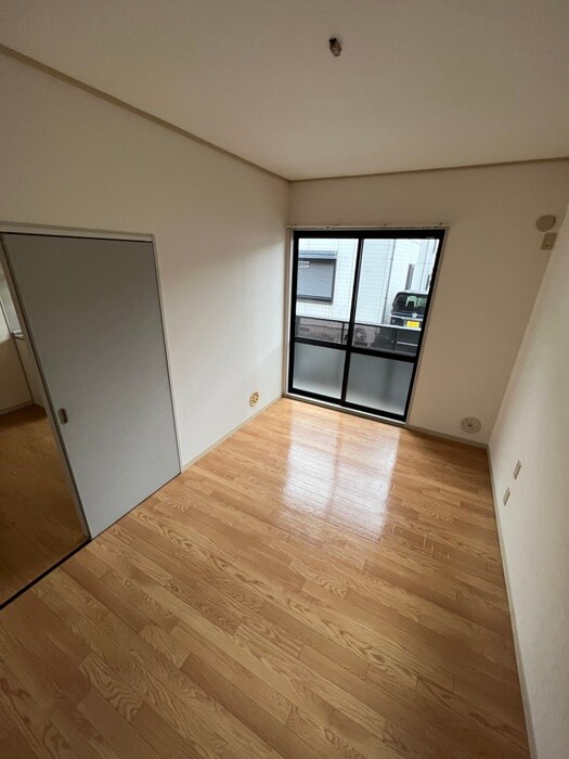 物件内観写真10　(居室)