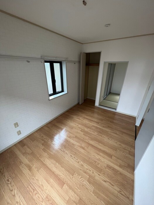 物件内観写真11　(居室)