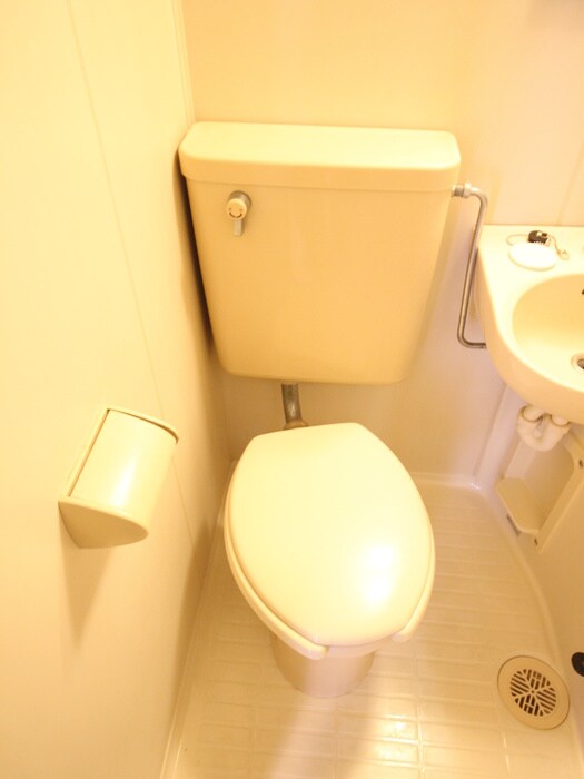 物件内観写真13　(トイレ)