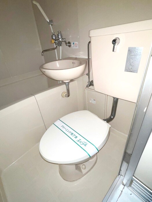 物件内観写真12　(トイレ)