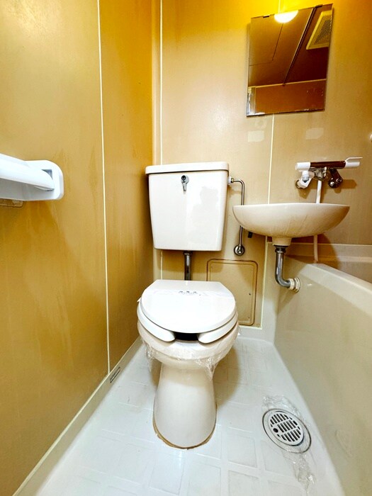 物件内観写真12　(トイレ)