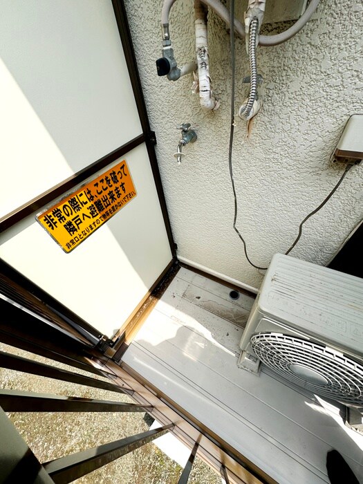 物件内観写真13　(洗濯機置場)