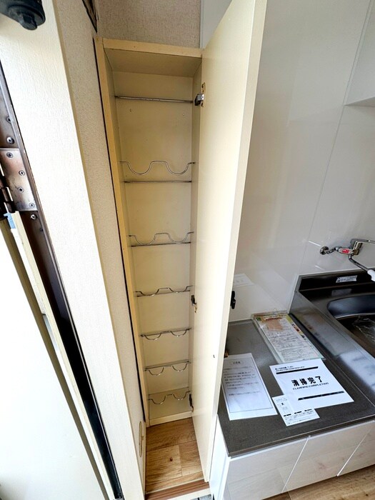 物件内観写真16　(靴箱)