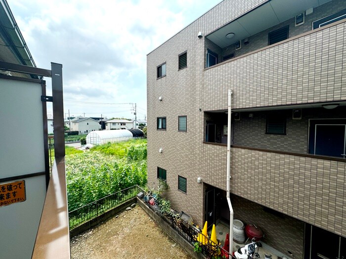 物件内観写真18　(室内からの展望)