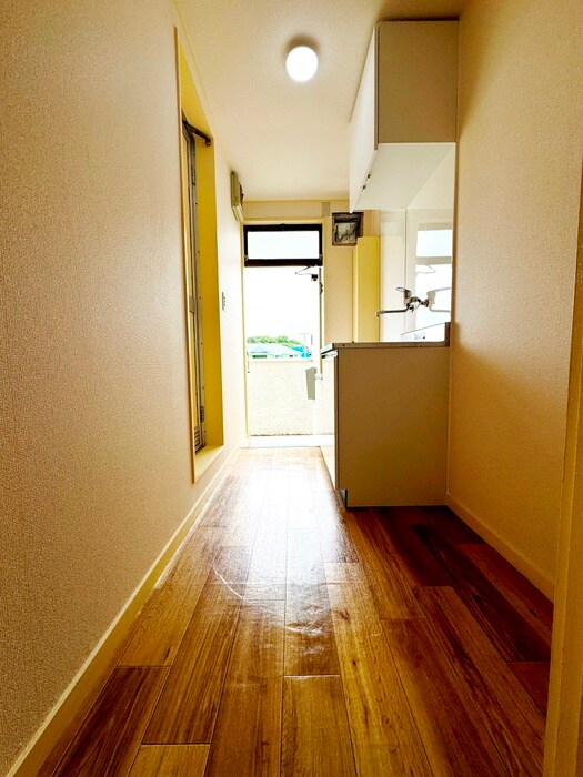 物件内観写真22　(廊下)