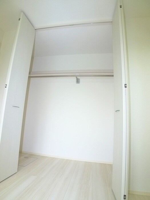 物件内観写真11　(収納)