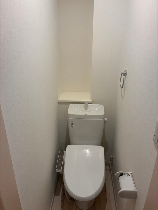 物件内観写真15　(トイレ)