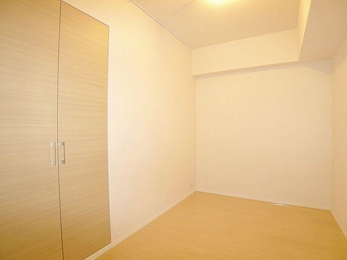 物件内観写真18　(居室)
