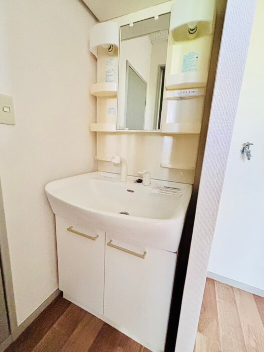 物件内観写真12　(洗面)