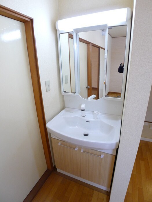 物件内観写真15　(洗面)