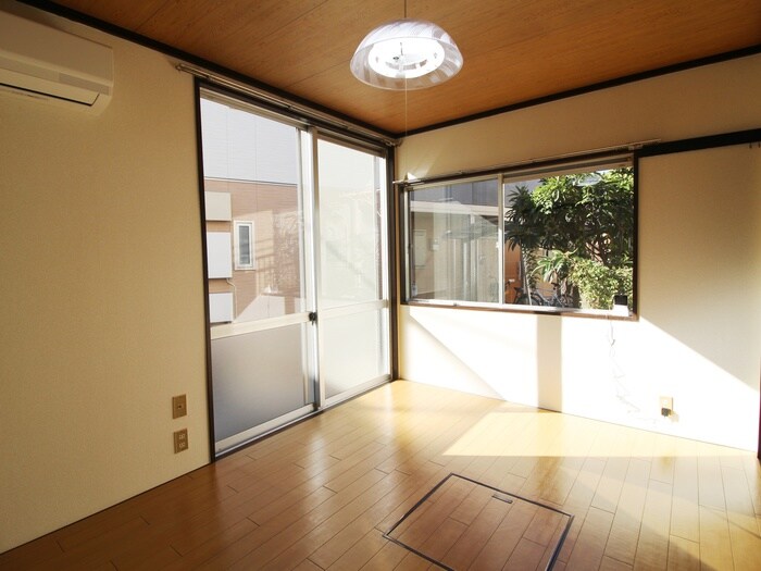 物件内観写真8　(居室)