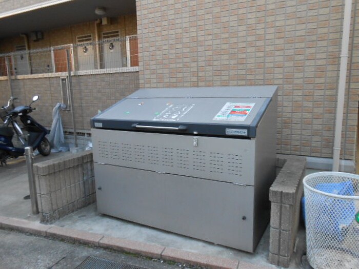 物件外観写真4　(建物設備)