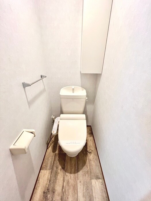 物件内観写真12　(トイレ)