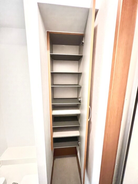 物件内観写真15　(靴箱)