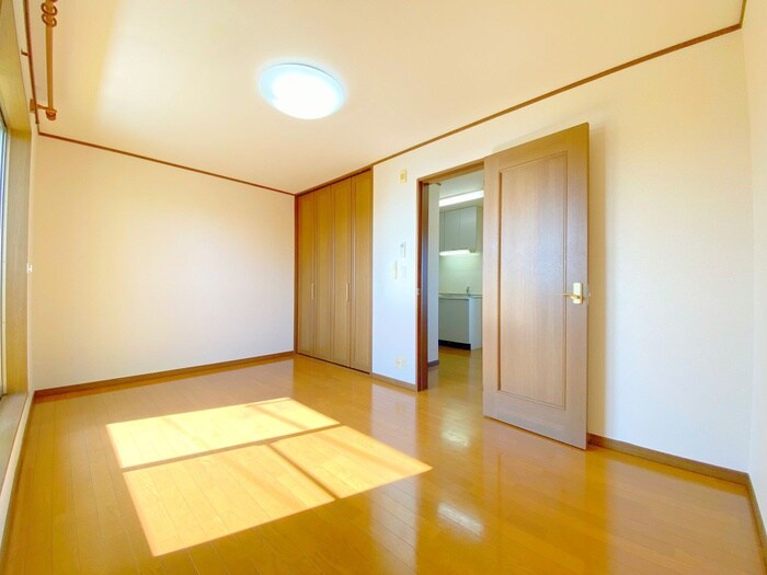 物件内観写真5　(居室)