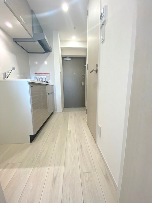 物件内観写真12　(廊下)