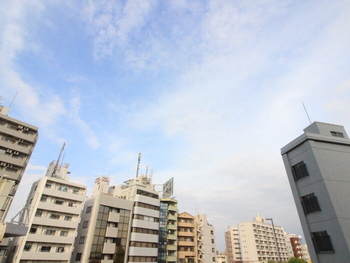 物件内観写真16　(室内からの展望)