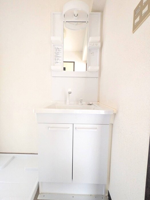 物件内観写真13　(洗面)