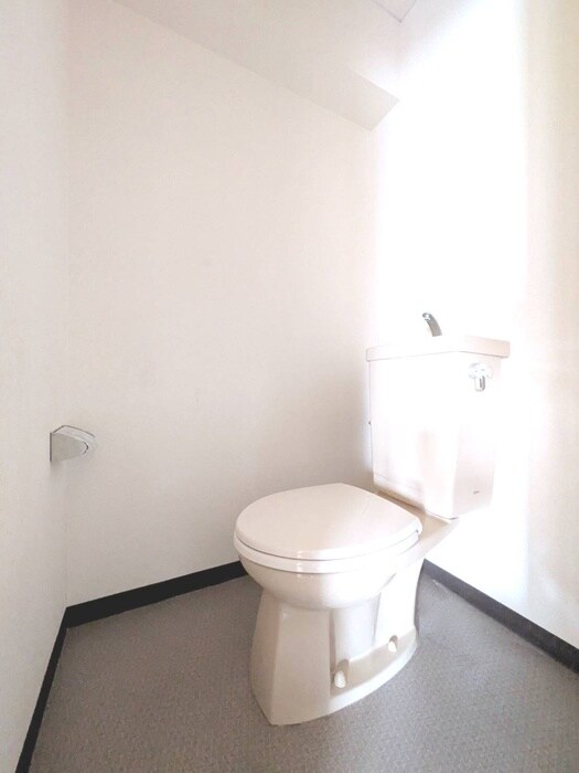 物件内観写真14　(トイレ)