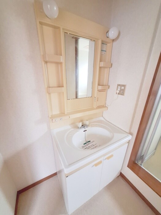 物件内観写真12　(洗面)