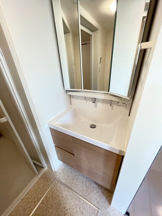 物件内観写真11　(洗面)