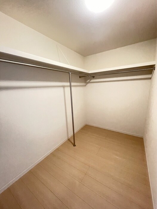 物件内観写真12　(収納)