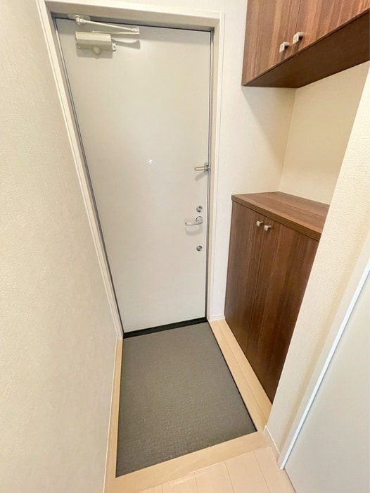 物件内観写真15　(玄関)