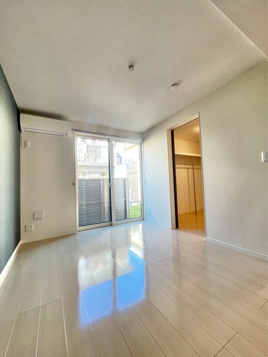 物件内観写真21　(居室)