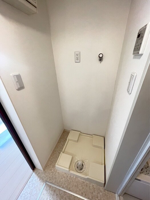 物件内観写真22　(洗濯機置場)