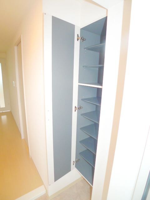 物件内観写真16　(靴箱)