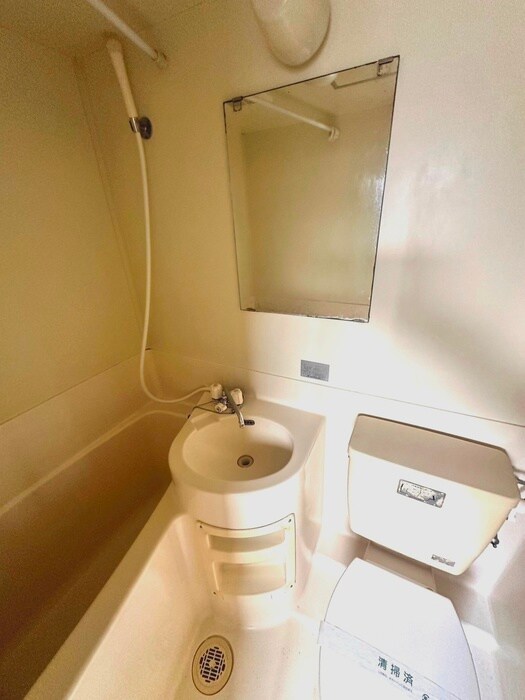 物件内観写真11　(洗面)