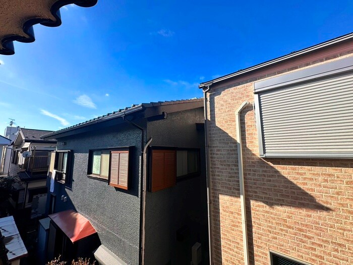 物件内観写真15　(室内からの展望)