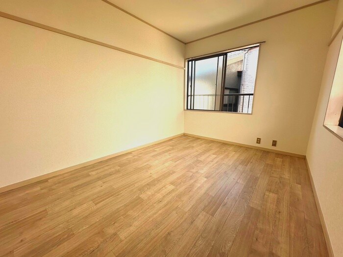 物件内観写真21　(居室)