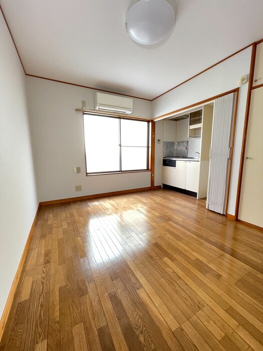 物件内観写真7　(居室)