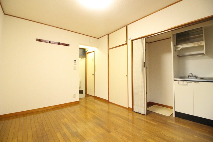 物件内観写真9　(居室)