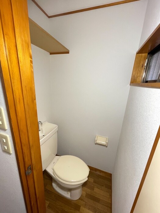 物件内観写真18　(トイレ)