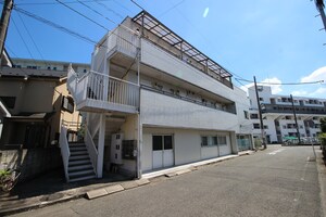 グランドステ－タス日高外観写真