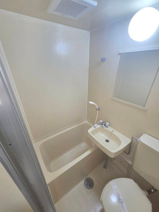 物件内観写真9　(バス／シャワールーム等)