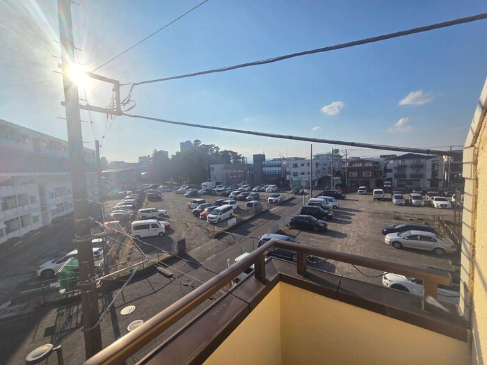 物件内観写真15　(室内からの展望)