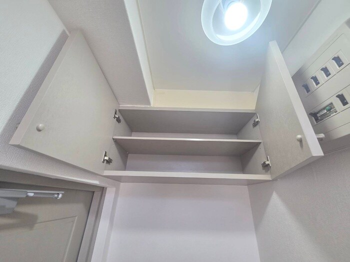 物件内観写真18　(靴箱)