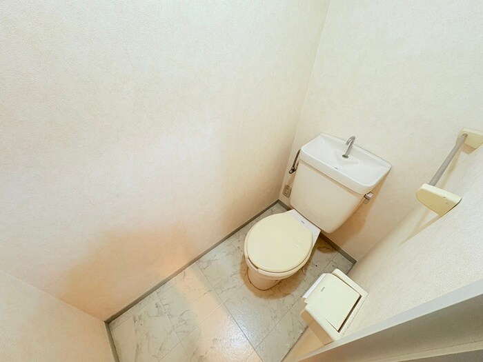 物件内観写真11　(トイレ)