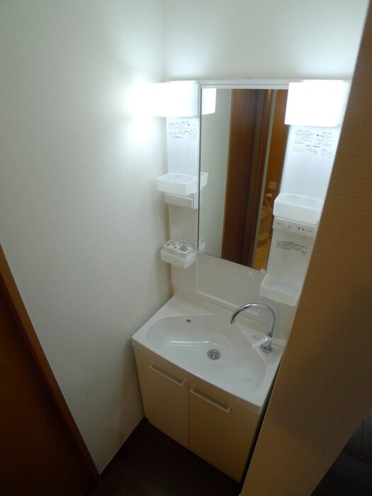 物件内観写真12　(洗面)