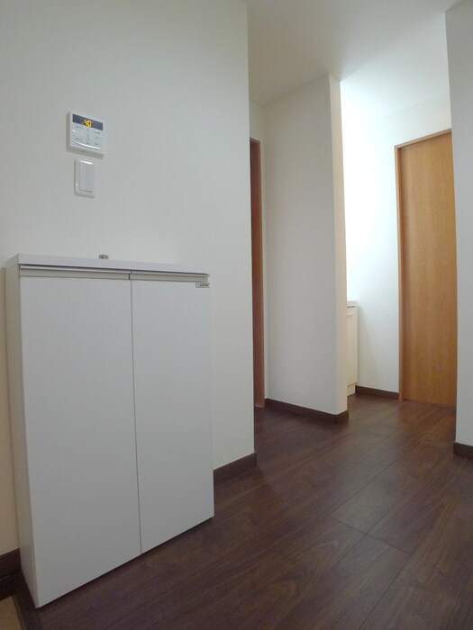 物件内観写真15　(靴箱)