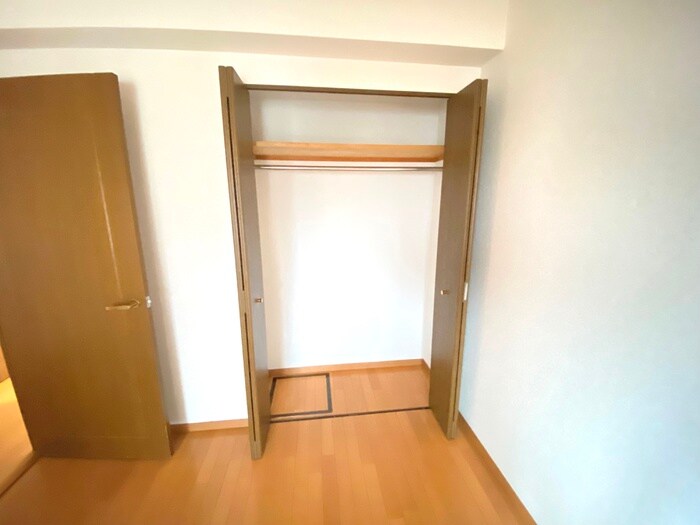 物件内観写真16　(収納)