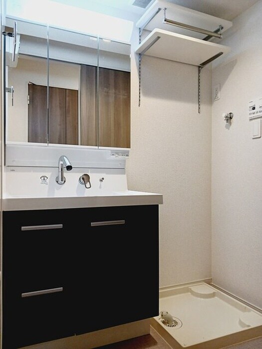 物件内観写真9　(洗面)
