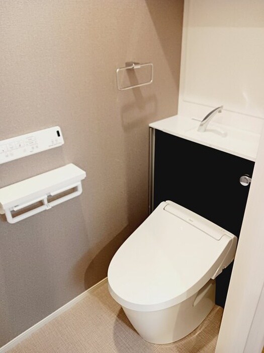 物件内観写真10　(トイレ)