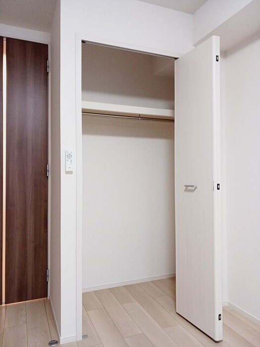 物件内観写真12　(収納)