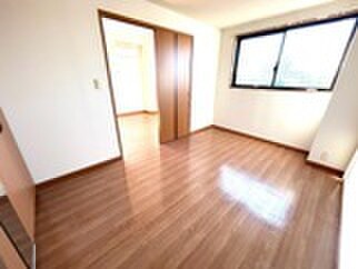 物件内観写真7　(居室)